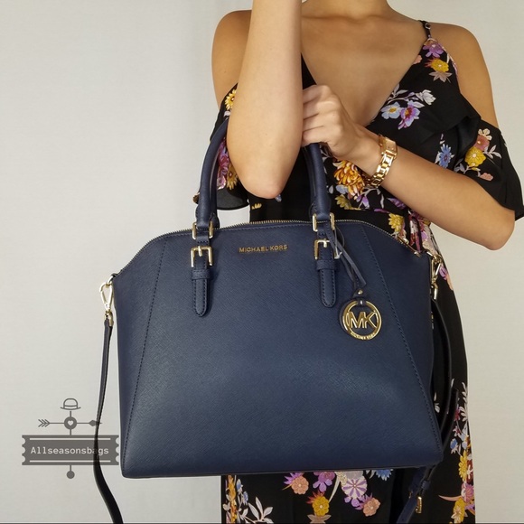 Michael Kors Large Ciara Satchel navy crossbody - Picture 2 of 8